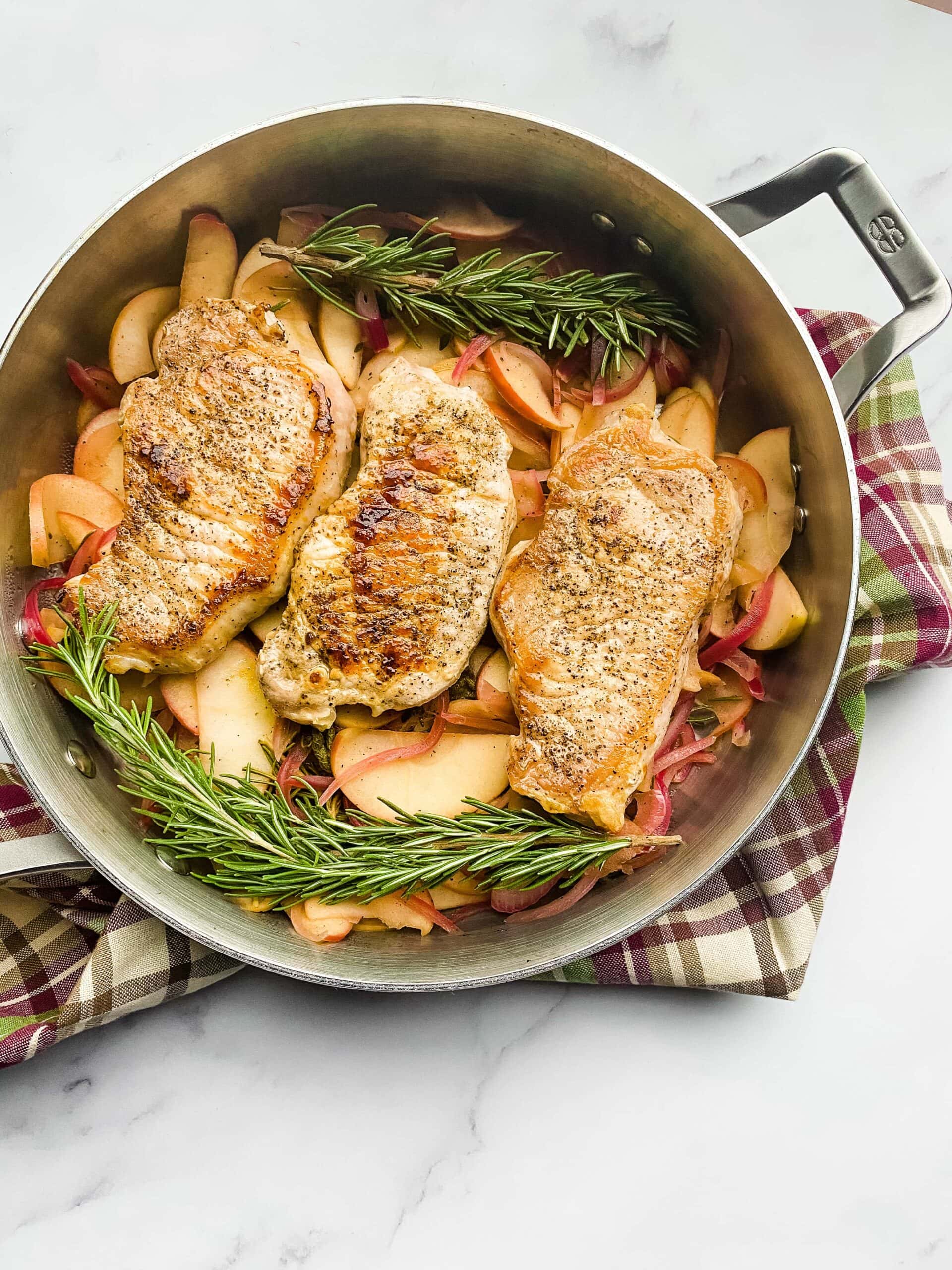 One Pan Pork Chops With Apples And Onions