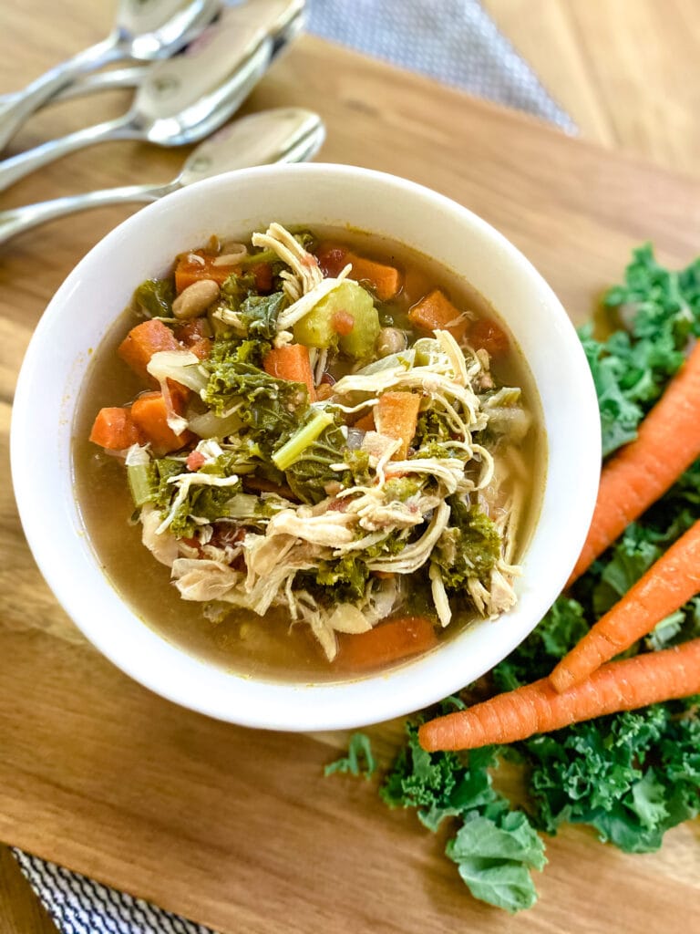 Slow Cooker Tuscan Chicken And White Bean Soup