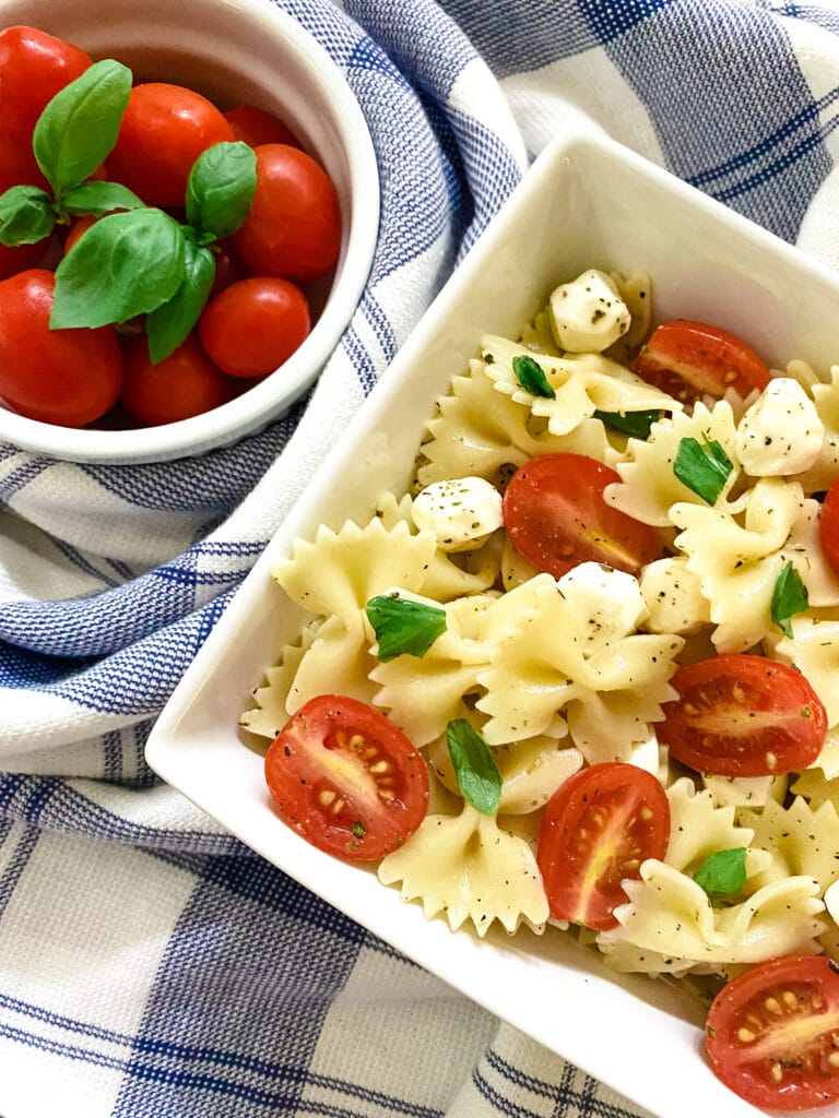 Caprese Pasta Salad - Cooking With Fudge