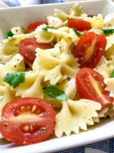 Caprese Pasta Salad - Cooking With Fudge