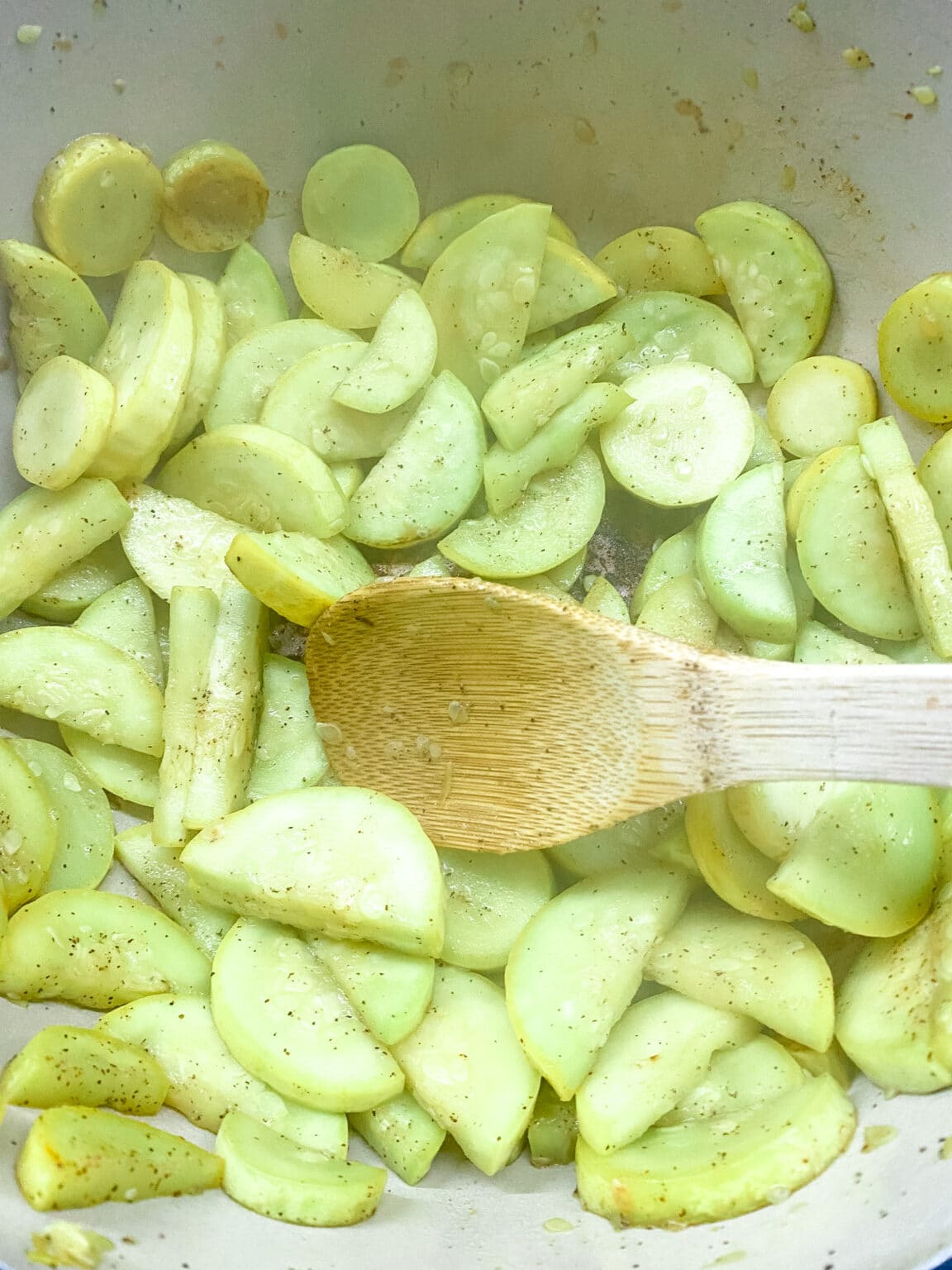 Healthy Squash Casserole - Cooking With Fudge